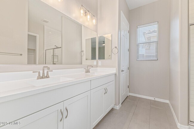 Building Photo - 20108 W Montecito Ave