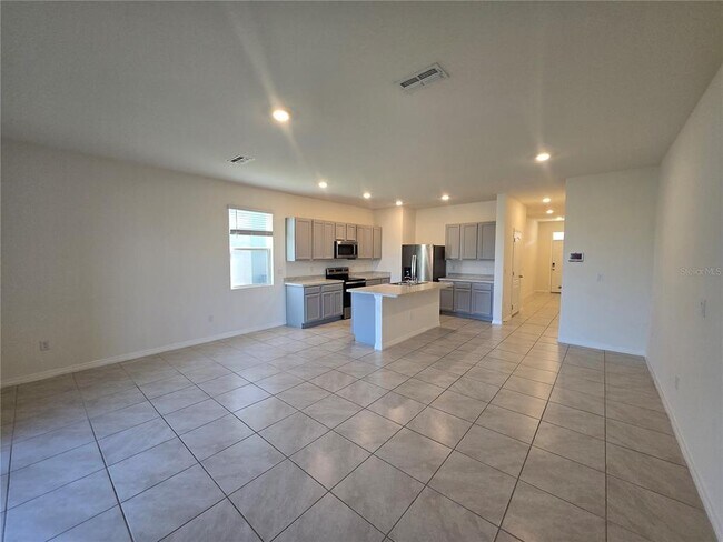 Building Photo - 1097 Blue Jay Dr