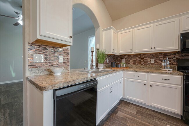 Building Photo - 5207 Chester Springs Ln