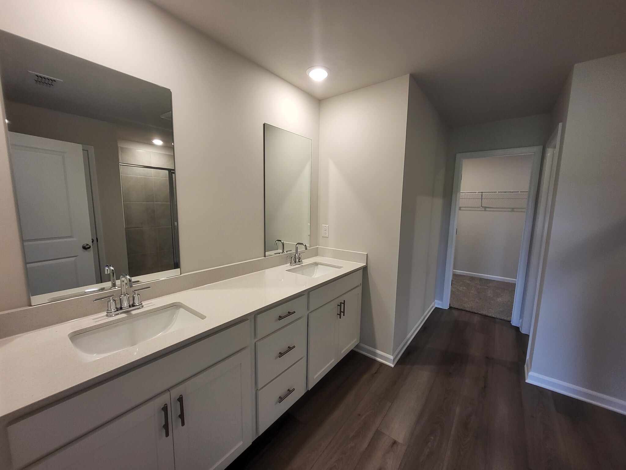 Double Vanity in Master - 250 Sope Creek Cir