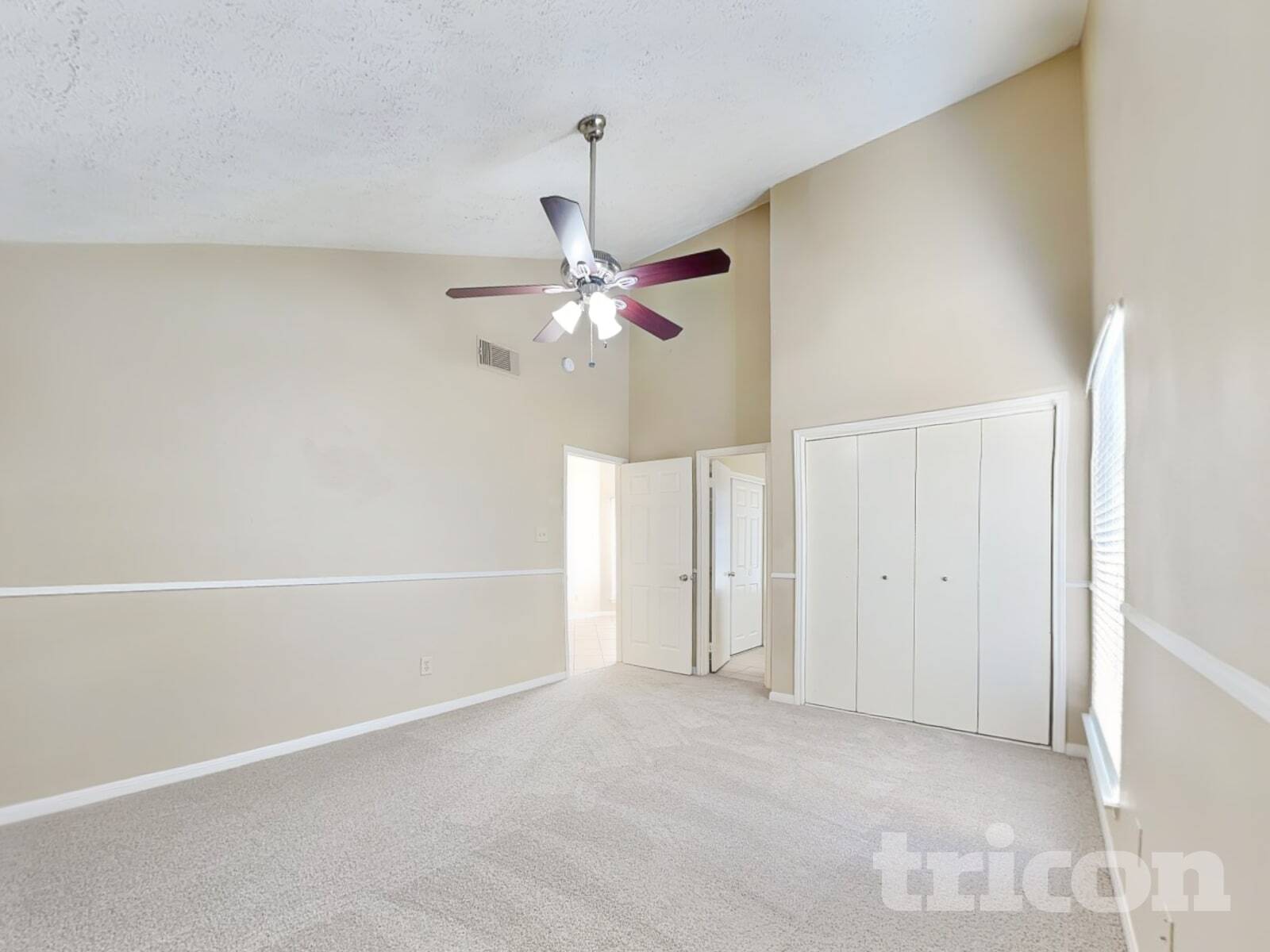 Building Photo - 6615 Laurel Glen Dr