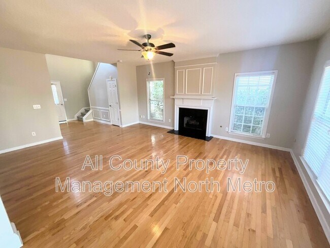 Building Photo - 5990 Barrington Ln