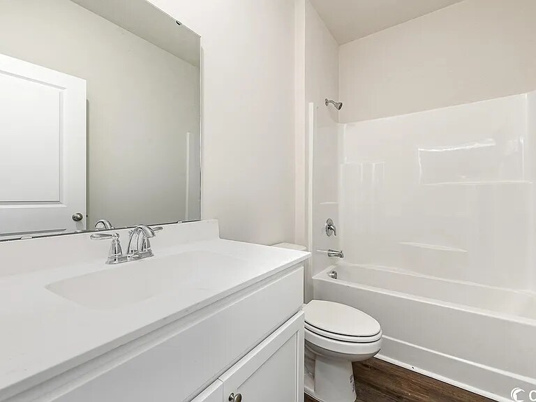 Building Photo - 170 Cassina Dr