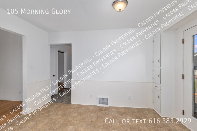 Building Photo - 105 Morning Glory St SW