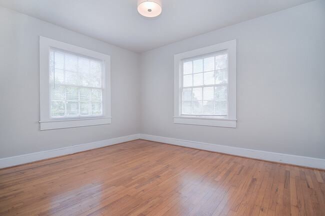 Bedroom 2 - 721 S Washington St