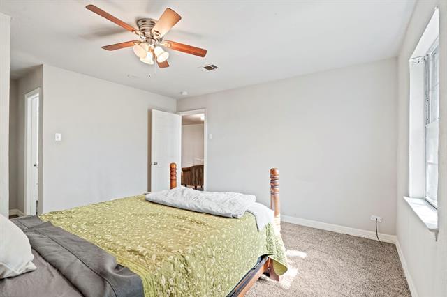 Building Photo - 2942 Esterbrook Dr