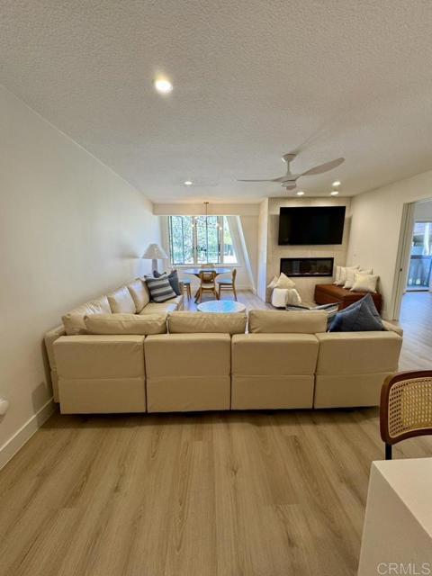 Building Photo - 1562 Camino Del Mar
