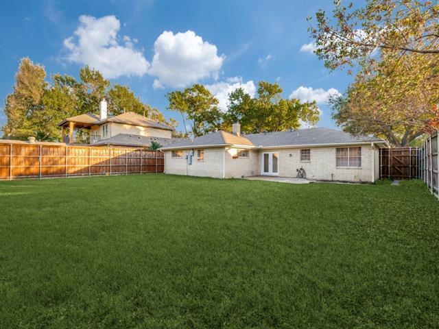 Building Photo - 1429 Amherst Dr