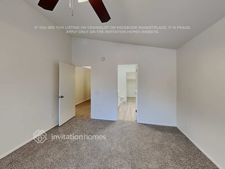 Building Photo - 1003 N Alvaro