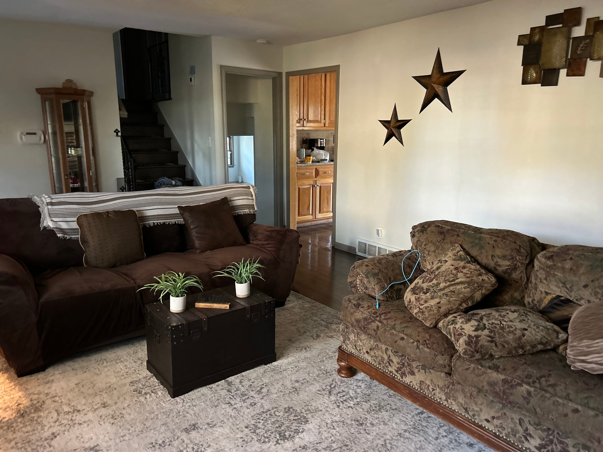 Building Photo - 1205 N Parker St