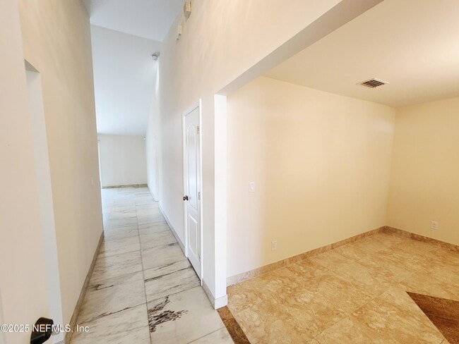 Building Photo - 6504 Crimson Leaf Ln