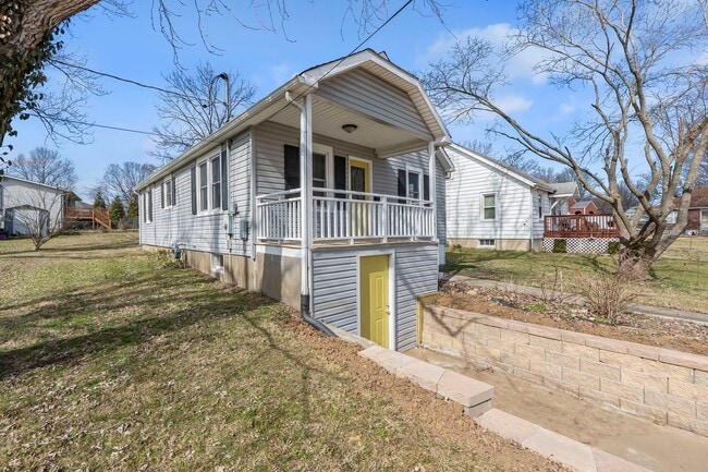 Building Photo - Charming home in Jackson, just minutes from Uptown!