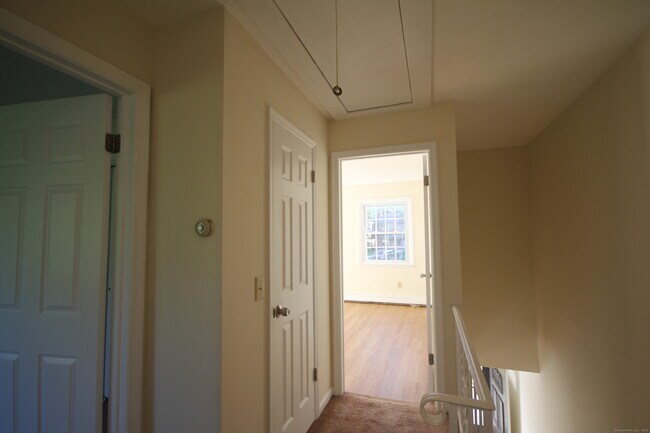 Building Photo - 59 Homestead Ln