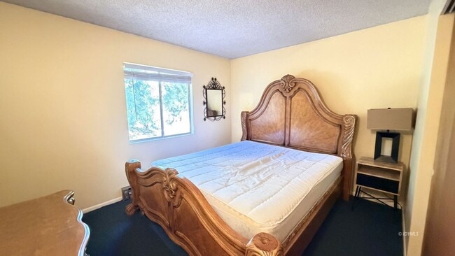 Building Photo - 52111 Acorn Ln