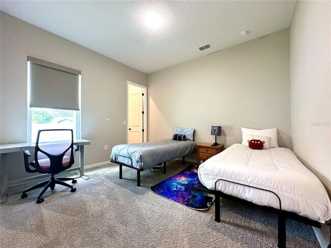 Building Photo - 342 Windward Way