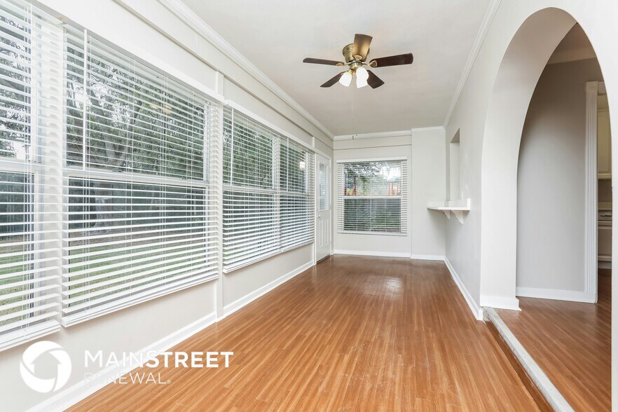 Building Photo - 131 Serena Rd