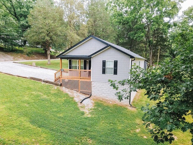 Building Photo - 106 Lafon Dr