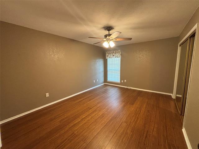 Building Photo - 3300 Wells Dr
