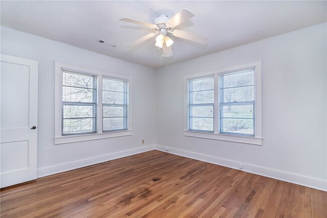 Building Photo - 583 N Assembly Dr