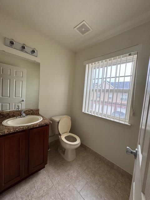 Building Photo - 8471 Towne Center Cir