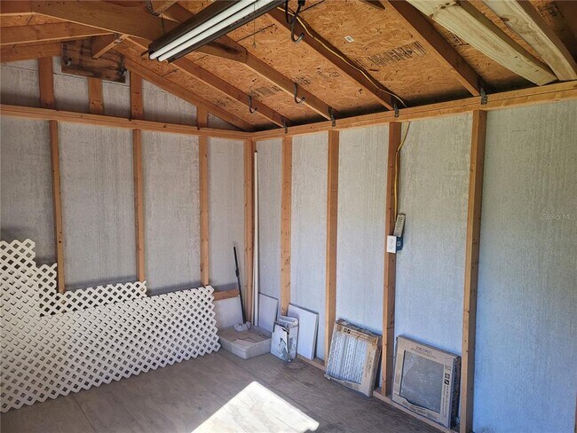 Building Photo - 45 Barkwood Ln