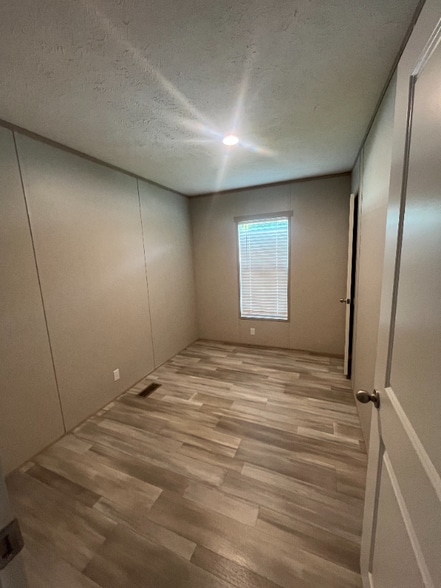 Building Photo - 2934 S 300 W