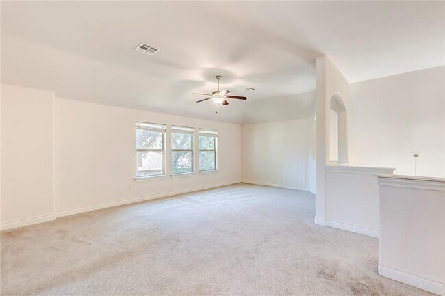 Building Photo - 15517 Bended Knee Dr