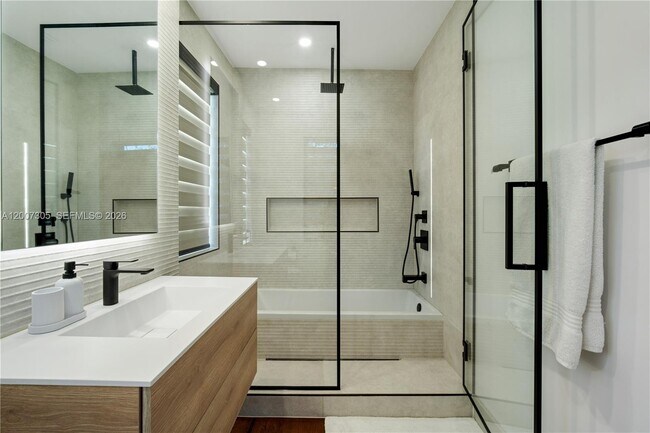 Building Photo - 145 NE 49th St