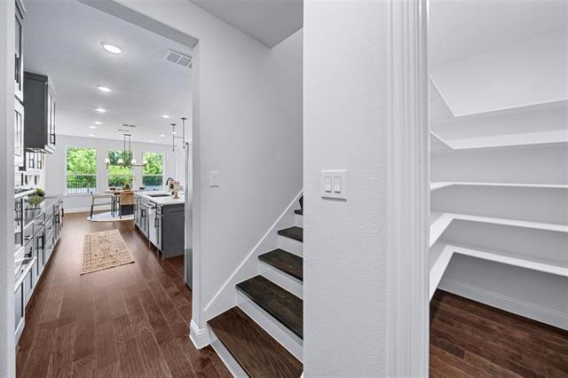 Building Photo - 1173 Rochester Pl