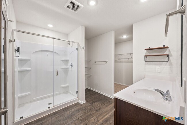 Building Photo - 529 Havarti Wy