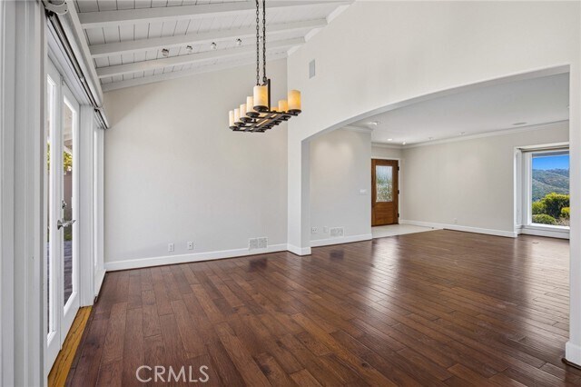 Building Photo - 1840 Temple Hills Dr