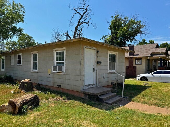 Primary Photo - 1401 Fillmore St
