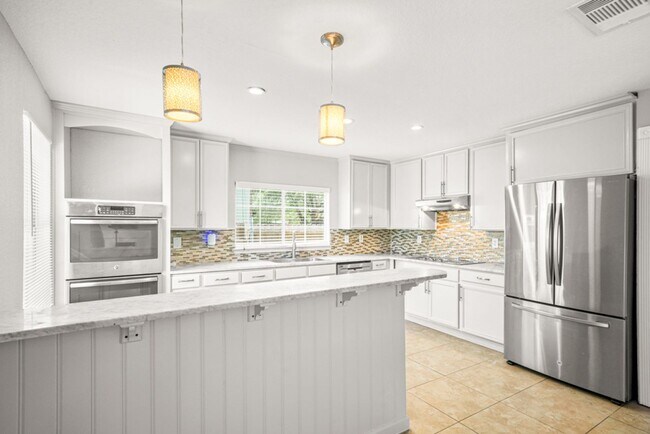 Building Photo - Four Bedroom Rental in Bridgewood!