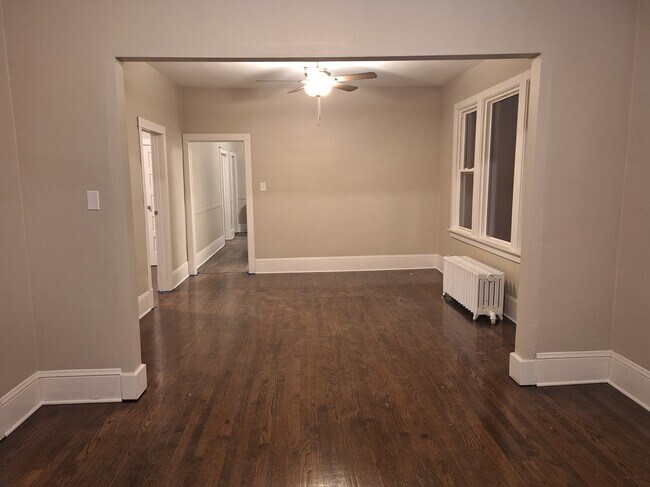 Building Photo - 13251 S Commercial Ave