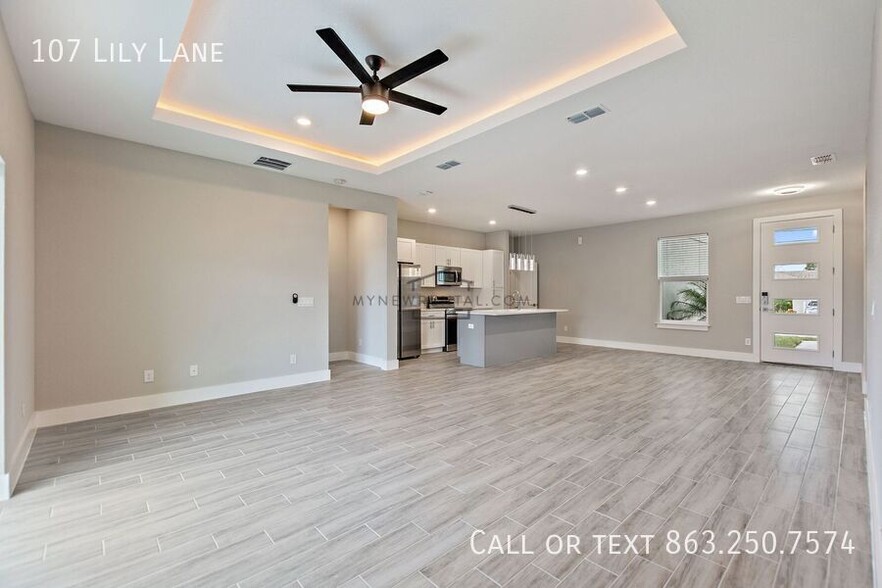 Building Photo - 107 Lily Ln