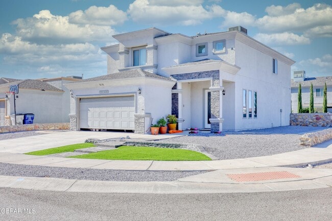 Building Photo - 2163 Enchanted Brk Dr