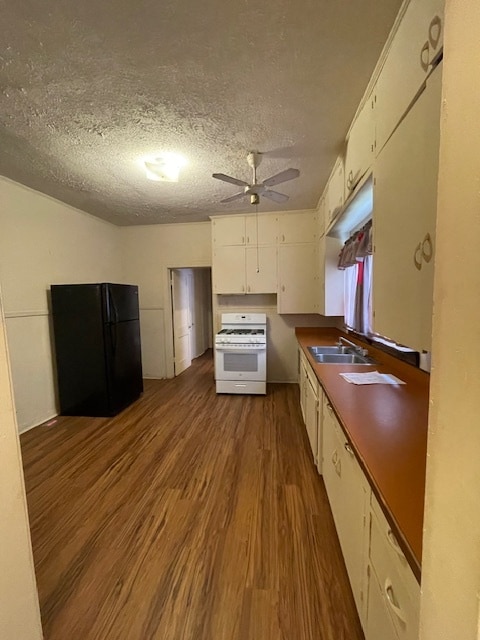 Building Photo - 614 E Main St