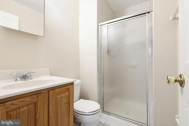 Building Photo - 1535 Chatham Colony Ct
