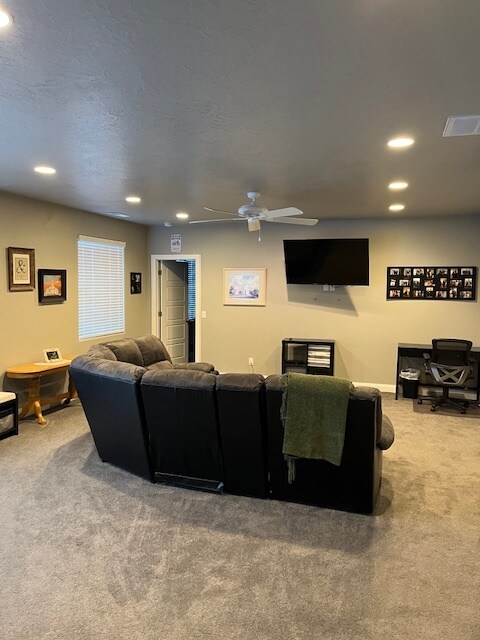 Building Photo - 351 E Barcelona Dr
