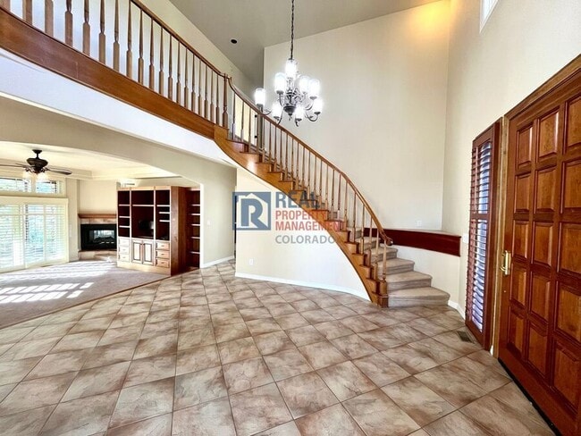 Building Photo - 2645 Rossmere St