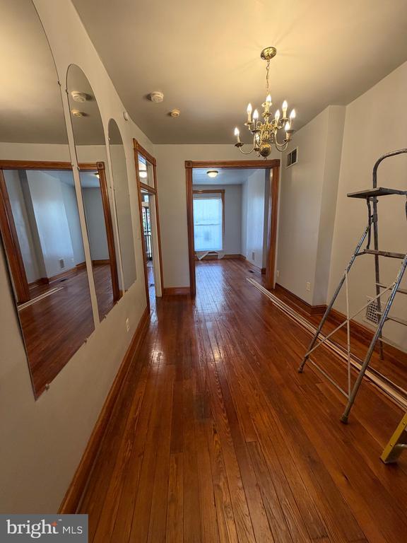 Building Photo - 2753 Rayner Ave