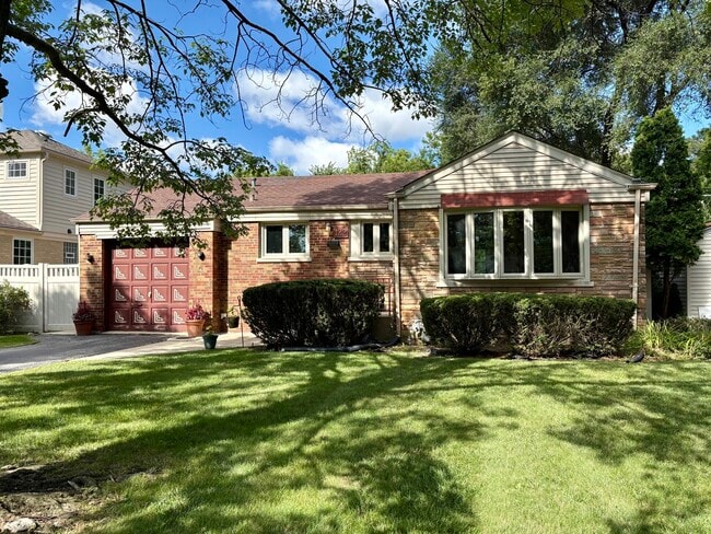 Primary Photo - 122 Park Ave