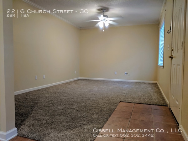 Building Photo - 30 Holly Hills