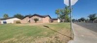 Building Photo - 3512 S Half Moon Dr
