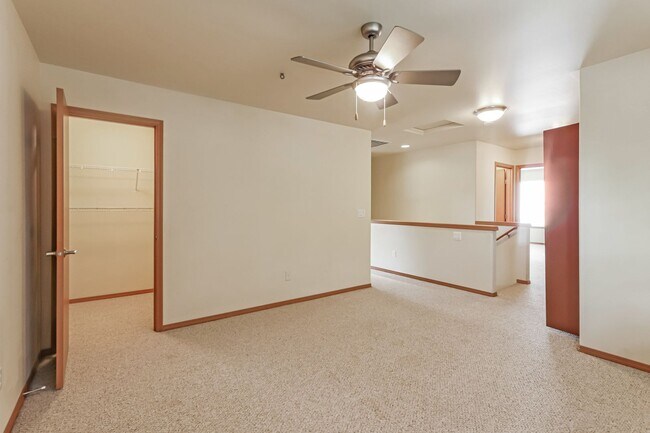 Building Photo - 6907 Desperado Dr SE