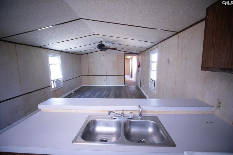 Building Photo - 2152 Congaree Rd