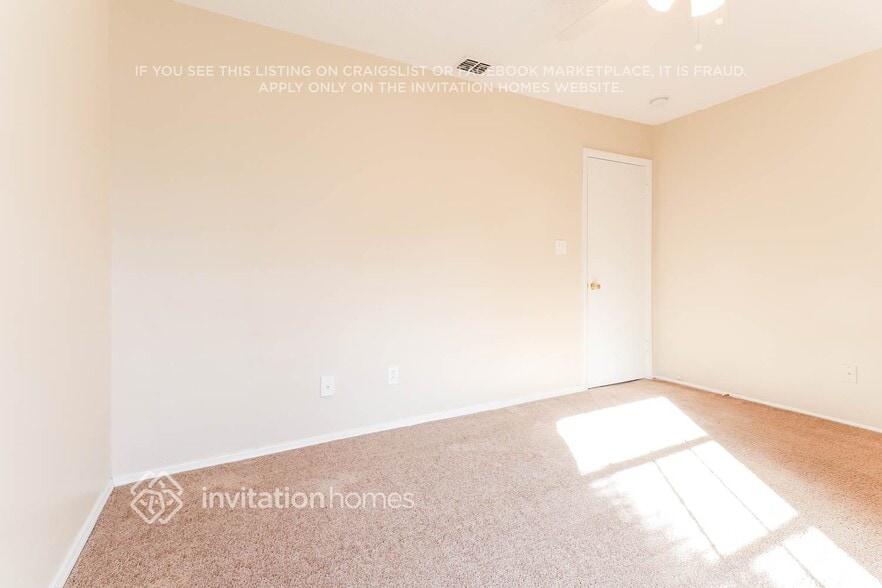 Building Photo - 1172 La Mesa Ave