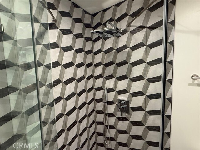 Building Photo - 5974 Jamieson Ave