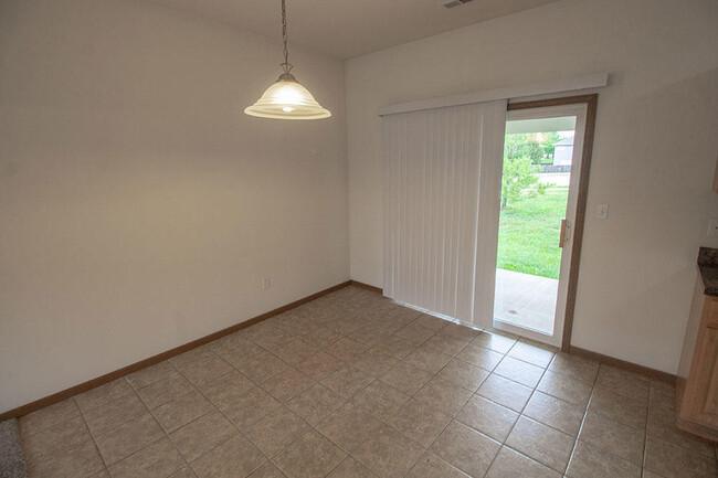 Building Photo - 1639 Citadel Dr