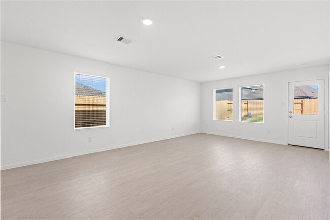 Building Photo - 28714 Bottom Grass Trl